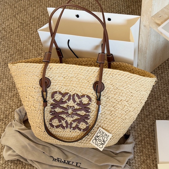 LOEWE Fashion 50x30x25cm straw bag
